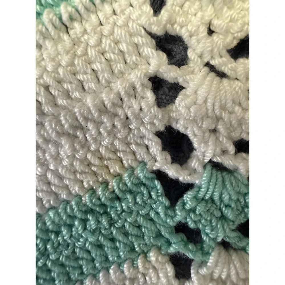 Vintage Handmade Crochet Half Apron Cream Seafoam Green Chevron Shell Stitch